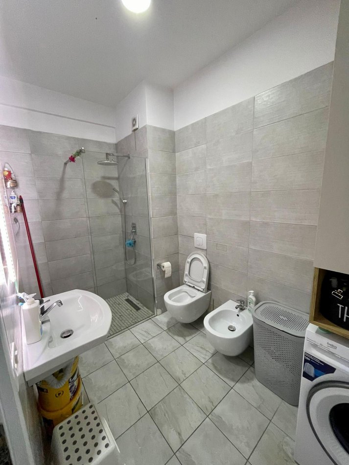 Tirane, shitet apartament 1+1 Kati 2, 74 m² 150.000 € (nexho konomi)