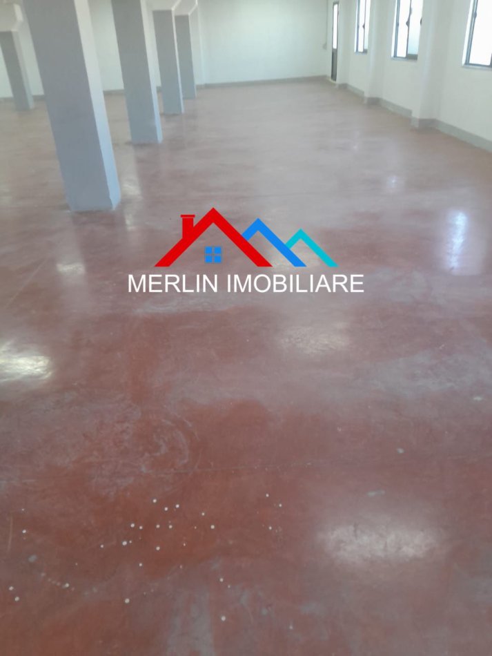 Tirane, jepet me qera ambjent biznesi Kati 2, 500 m² 1.500 € (Rruga e Kavajes)
