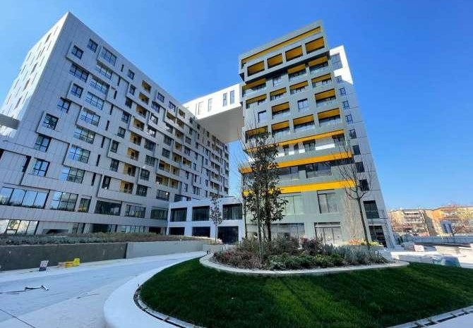 Tirane, shitet garsonier 1+1 Kati 11, 105.000 € (Rruga e Kavajes)
