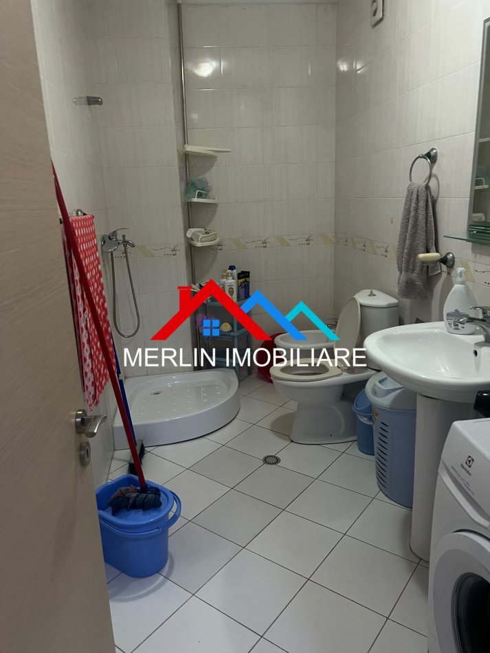 Tirane, jepet me qera apartament 2+1 Kati 3, 91 m² 600 € (Rruga Mine Peza)