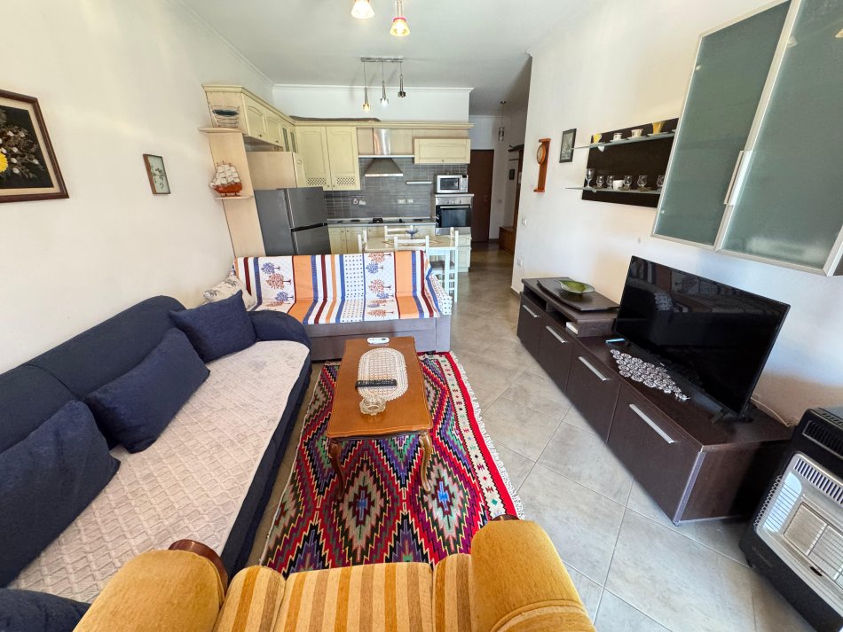 Tirane, jepet me qera apartament 2+1 Kati 2, 90 m² 550 € (don bosko)