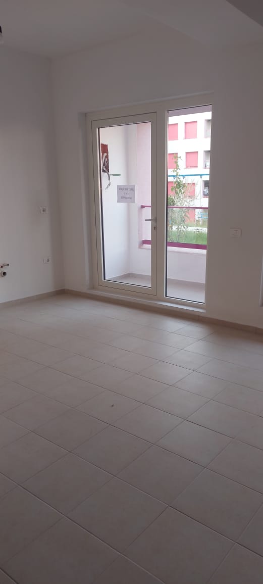 Tirane, jepet me qera apartament 1+1+BLK Kati 1, 70 m² 45.000 Leke (rruga pasho Hysa)