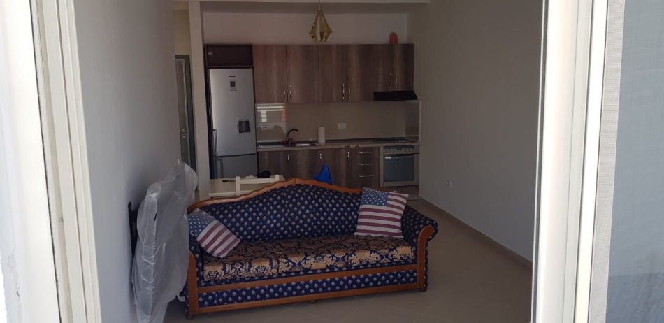 Tirane, shitet apartament 1+1+Ballkon Kati 8, 64 m² 110.000 € (Tirana Golden Park ,Spitali Amerikan 3)
