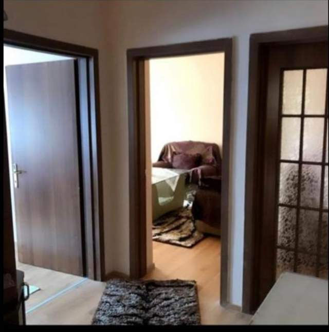 Tirane, jepet me qera apartament 2+1 Kati 3, 400 Euro (Kongresi i Manastirit)