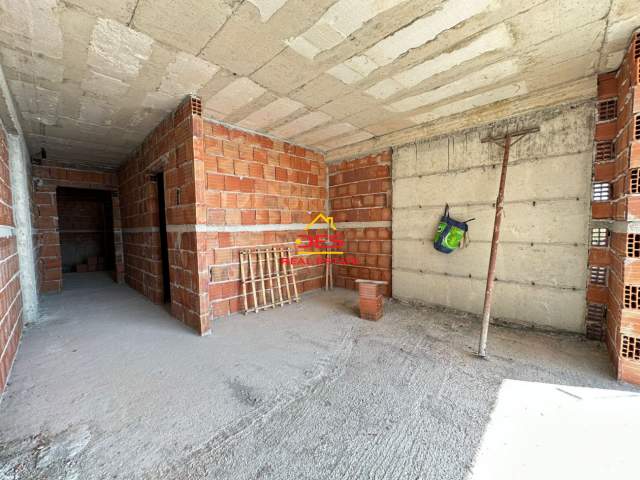 Vlore, shitet garsonier Kati 3, 49 m² 1.100 Euro/m2 (Rruga Dhimiter Konomi, Vlore)