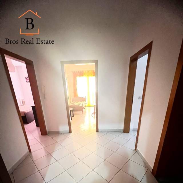 Tirane, jepet me qera apartament 2+1+BLK Kati 8, 110 m² 40.000 Leke (Faik Konica)