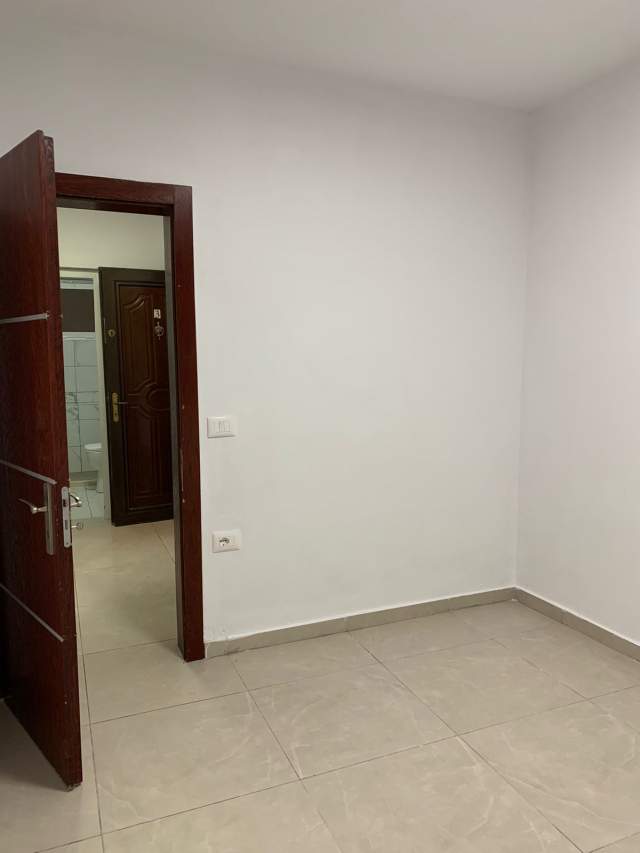 Tirane, jepet me qera apartament Kati 2, 60 m² 500 Euro (Siri Kodra)