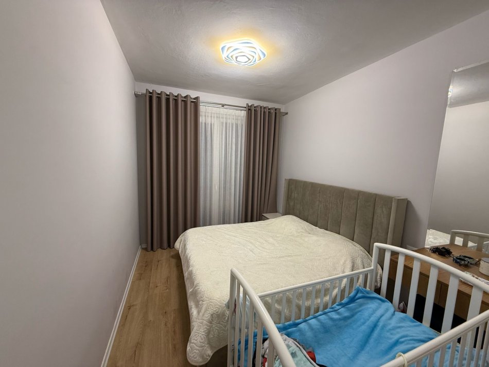 Tirane, shes apartament 2+1 Kati 9, 95 m² 155.000 € (RRUGA 3 DESHMORET, YZBERISHT)