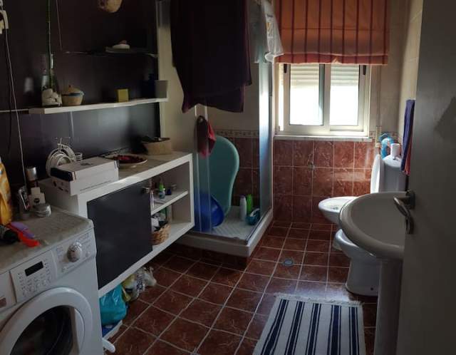 Tirane, shitet apartament Kati 5, 70 m² 97.000 Euro