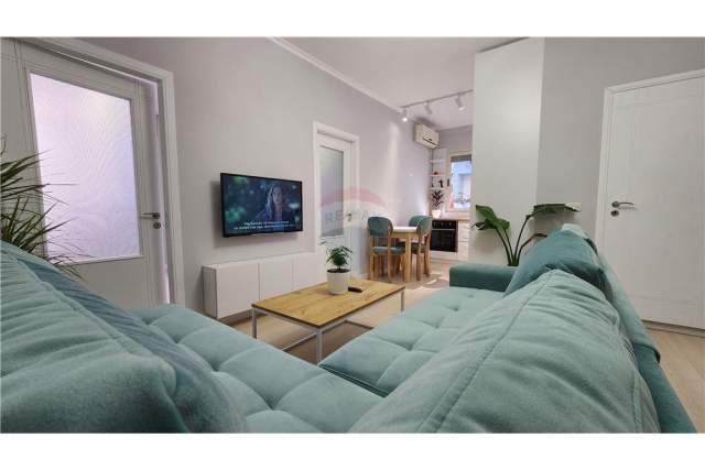 Tirane, shes apartament 2+1 Kati 2, 68 m² 97.000 Euro (Rrapo hekali - Kodra e diellit - Komuna e Parisit)