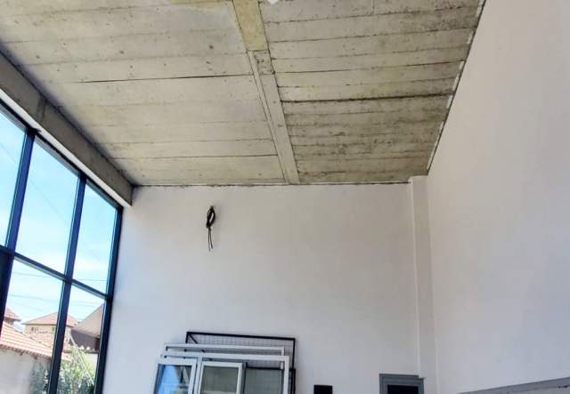 Tirane, shitet ambjent biznesi 107 m² 193.000 Euro