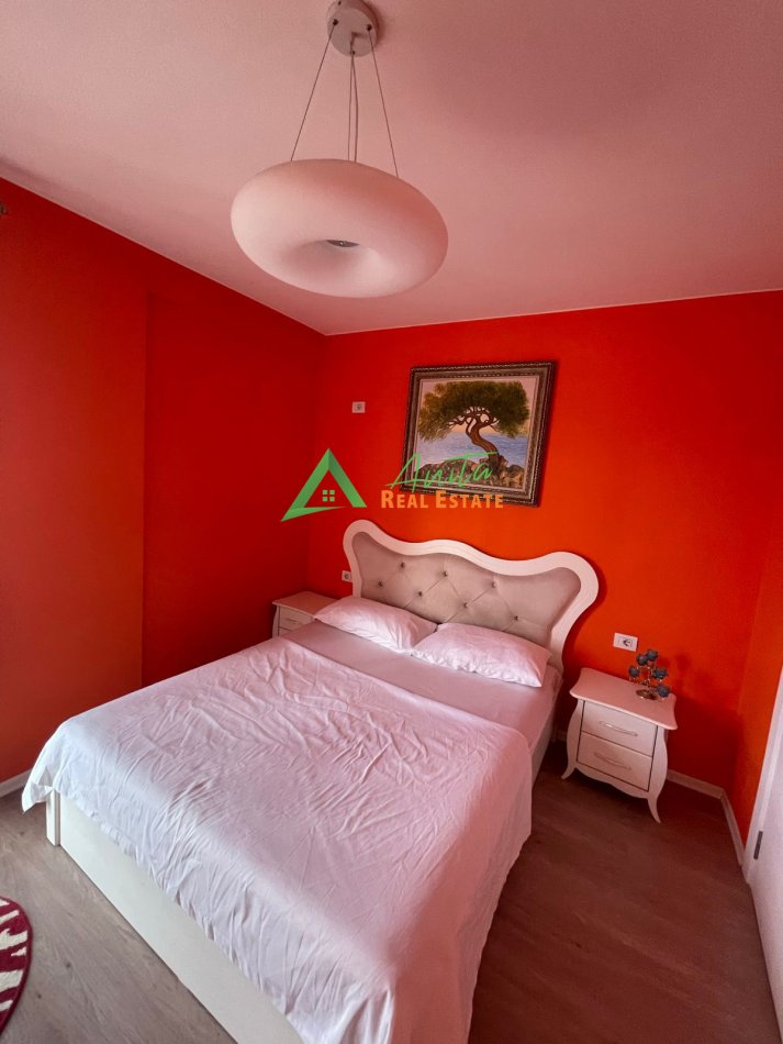 Tirane, jepet me qera apartament 2+1+Ballkon Kati 6, 98 m² 650 € (Ali Demi)