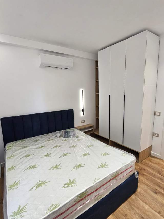 Tirane, jepet me qera apartament 2+1+BLK Kati 4, 600 Euro (Liqeni i Thate)