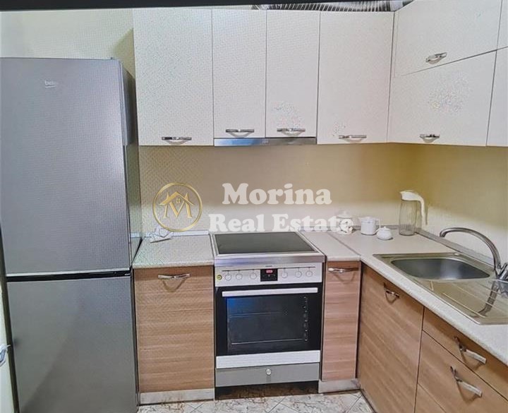 Tirane, jepet me qera apartament 2+1 Kati 9, 94 m² 650 € (Ish Stacioni Trenit)