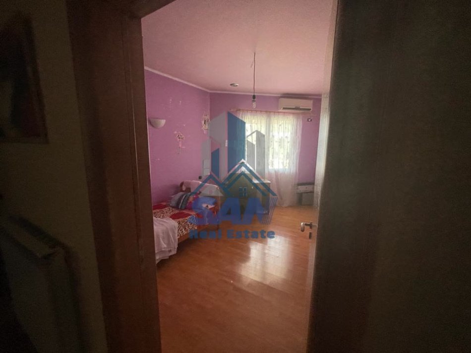 Lushnje, shes apartament+verande | Penthouse 3+1+Aneks+Ballkon Kati 9, (Bulevardi Palmave)