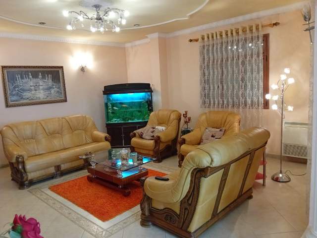 Tirane, jepet me qera Vile 2+1+BLK Kati 3, 127 m² 400 Euro (Fatmir Agalliu)