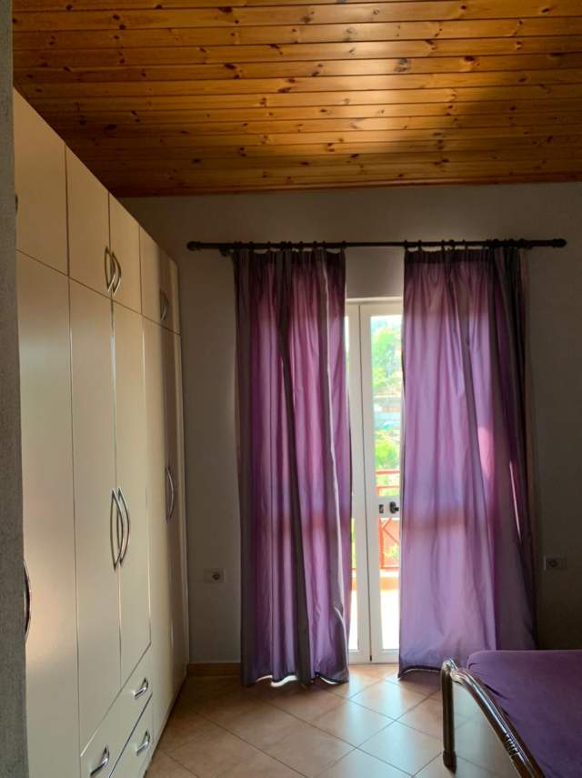 Tirane, jepet me qera apartament 3+1+BLK Kati 4, 110 m² 37.000 Leke (Tregu Elektrik)
