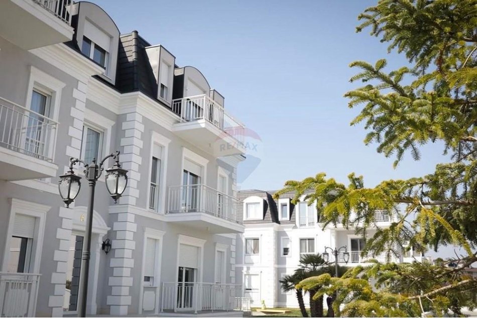 shitet , 80 m² 330.000 € (Ofrohet apartament 2+1 ne nje nga komplekset me ekskluzive prane Tiranes, &quot;Joy Residences&quot;,)