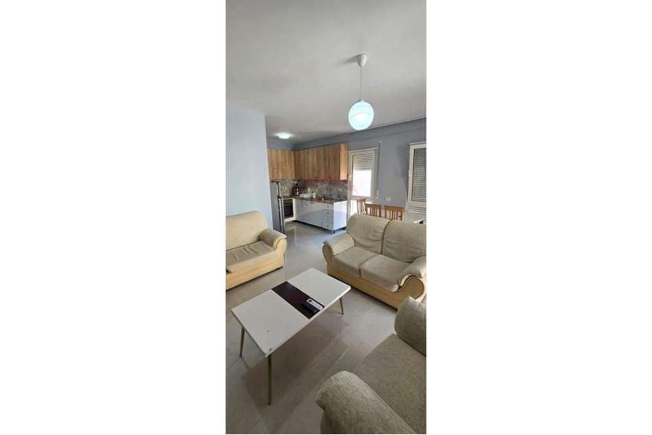 shitet , 83 m² 193.000 € (APARTAMENT 2+1 PER SHITJE TE MINE PEZA)