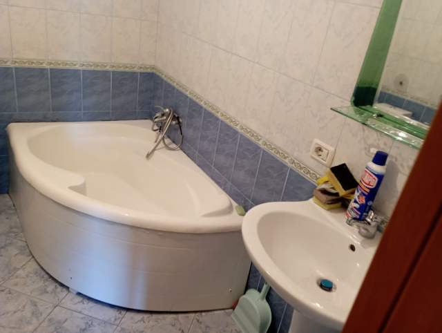 Tirane, jepet me qera apartament 2+1+BLK Kati 3, 90 m² 40.000 Leke (rruga 5 maji)