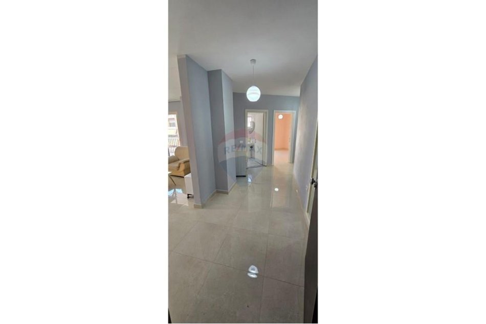 shitet , 83 m² 193.000 € (APARTAMENT 2+1 PER SHITJE TE MINE PEZA)