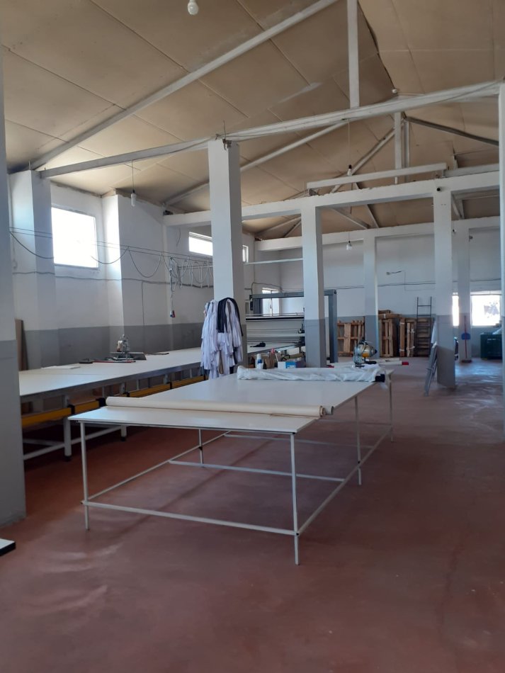 Tirane, jepet me qera Kati 2, 360 m² 750 € (Sauk)