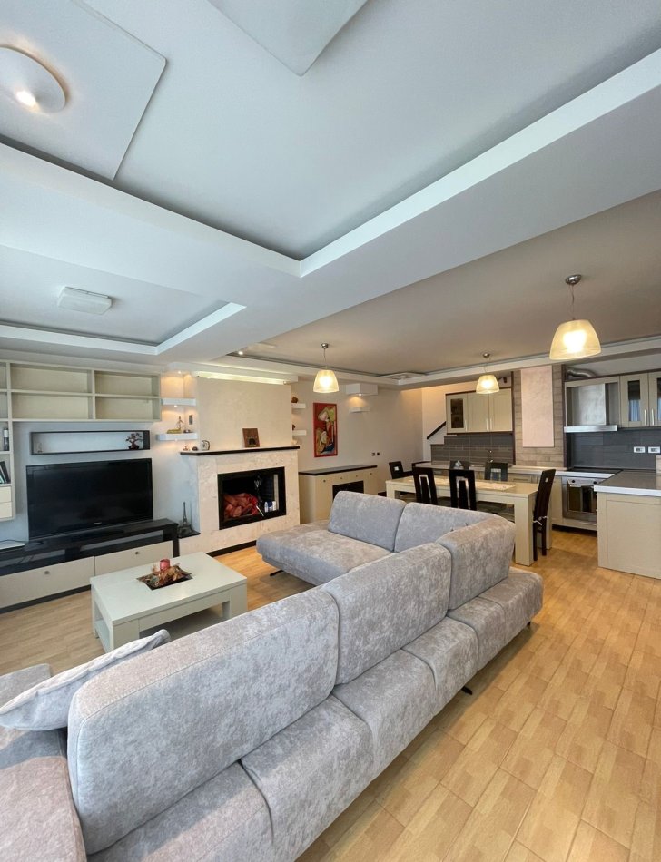 Tirane, jepet me qera apartament duplex 3+1+Ballkon Kati 3, 128 m² 1.100 € (Rezidenca Kodra e Diellit 1)