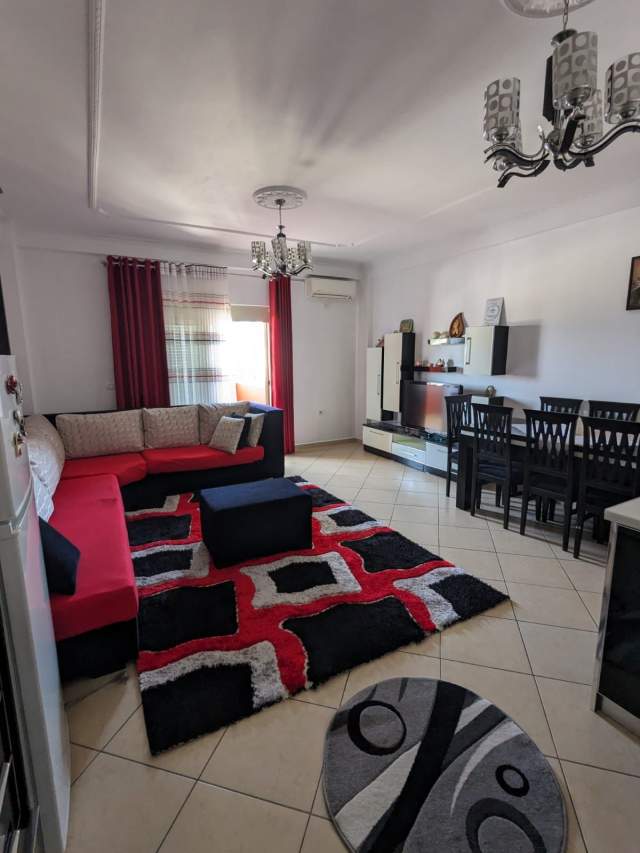 Tirane, jepet me qera apartament 2+1+BLK Kati 7, 110 m² 400 Euro (Astir)
