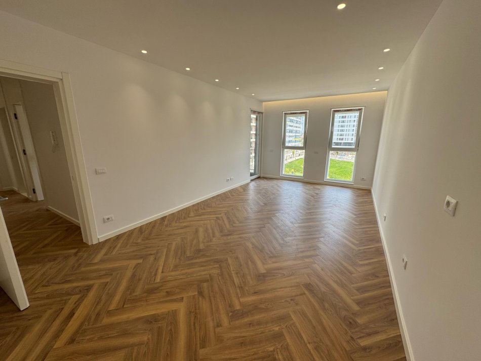 Tirane, shitet apartament 2+1 Kati 3, 97 m² 128.000 € (univers city residence)