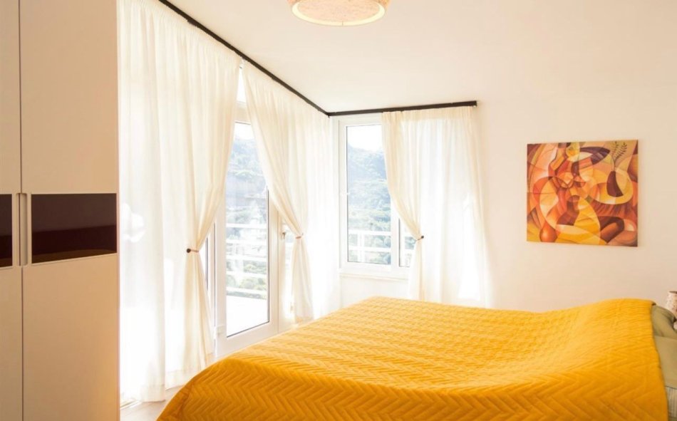 Tirane, jepet me qera apartament Dublex Kati 1, 1.000 m² 1.000 € (Kodra diellit)