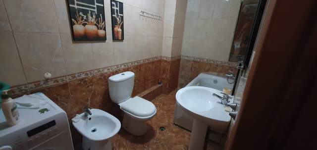 Tirane, jepet me qera apartament 2+1+BLK Kati 4, 100 m² 550 Euro
