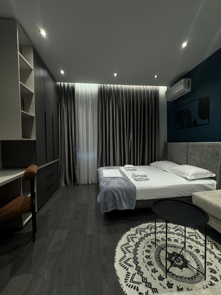 Tirane, shitet apartament 1+1 Kati 2, 50 m² 178.000 € (Blloku)