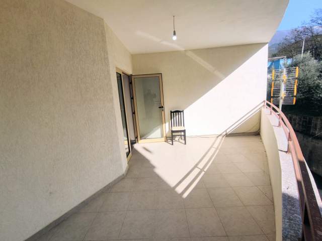 Tirane, shitet Penthouse 2+1+BLK Kati 2, 100 m² 70.000 Euro (Rruga Xhanfize Keko)