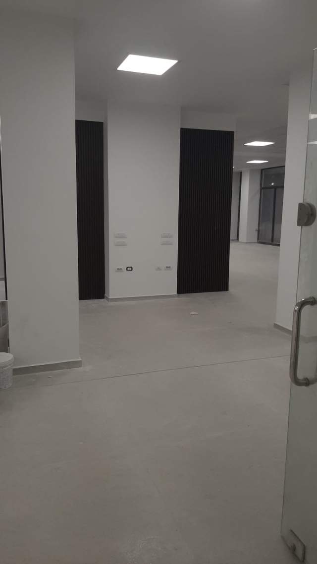 Tirane, jepet me qera ambjent biznesi Kati 2, 500 m² 4.000 Euro (teodor keko)