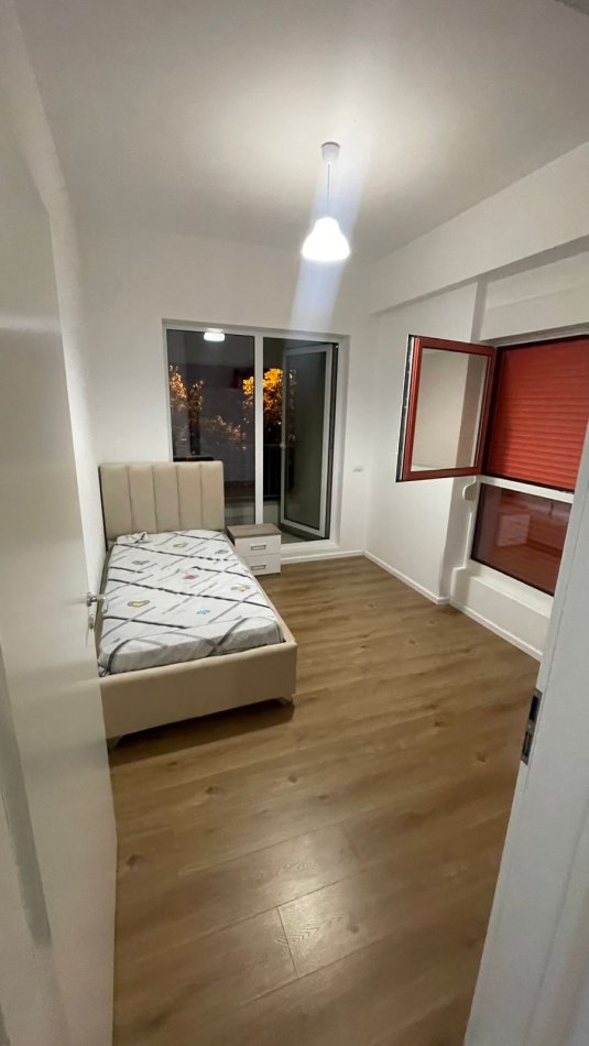 Tirane, shitet apartament 2+1+Ballkon Kati 3, 74 m² 125.800 € 