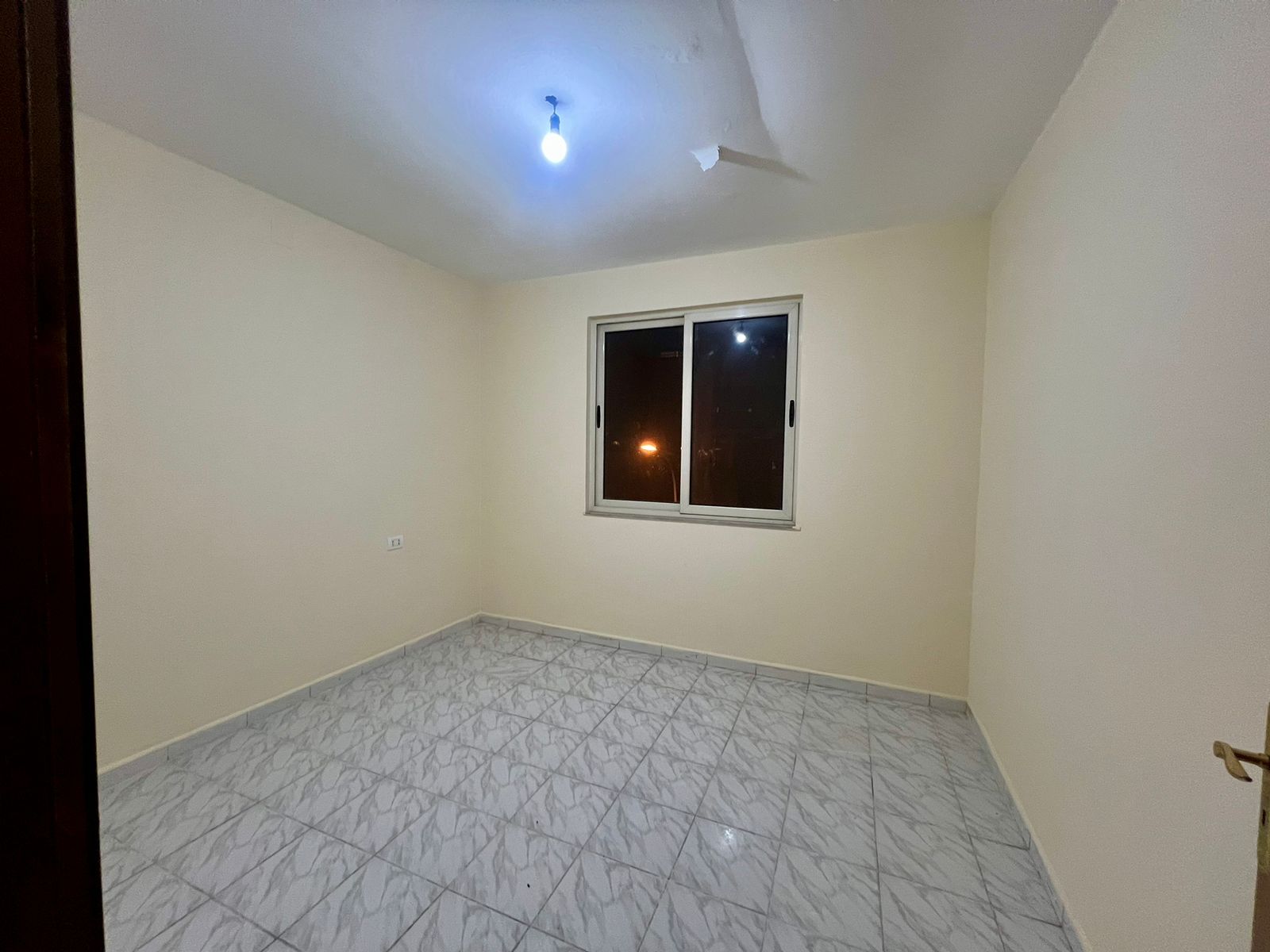 Qira Apartament 4+1, “Mine Peza”, Tiranë.