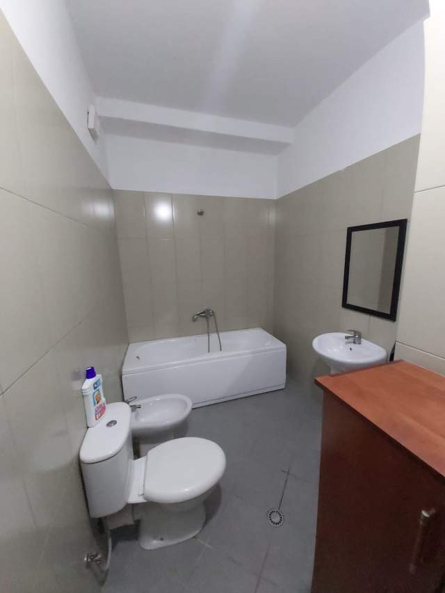 Tirane, shitet apartament Kati 1, 100 m² 120.000 Euro