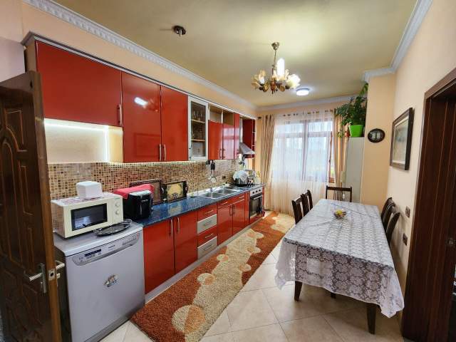 ofert apartament 2+1+BLK Kati 3, 120 m² 400 Euro (Rreth rrotullimi i Shkozes)