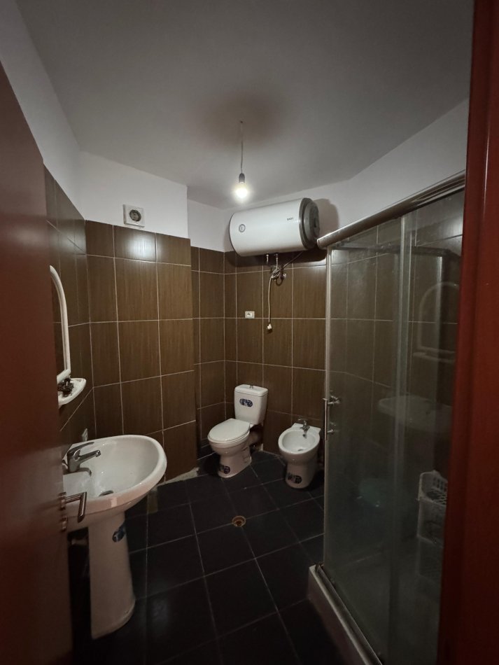 Durres, shitet apartament 1+1+Ballkon Kati 5, 70 m² 80.000 € (Fresk, Tirane)