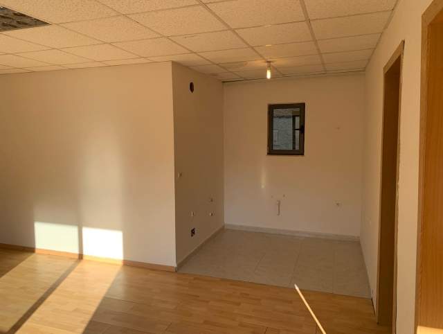 Tirane, shitet apartament 2+1+BLK Kati 4, 101 m² 128.000 Euro (Stadiumi Dinamo)