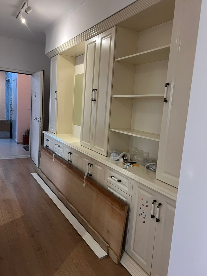 Tirane, shitet apartament 2+1 Kati 2, 90 m² 195,000 € (21 Dhjetori)