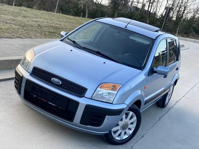 Tirane, shes makine Ford Fusion Automat Viti 2007,