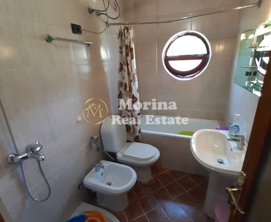 Tirane, jepet me qera apartament 2+1 Kati 4, 90 m² 700 € (Rruga Kavajes)