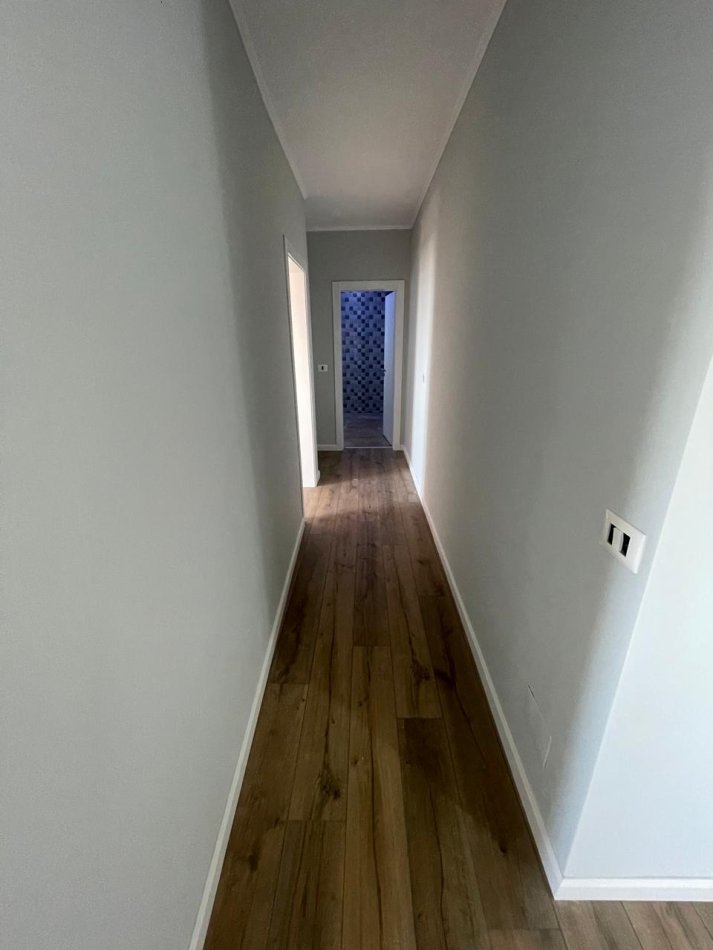 Tirane, shitet 2+1 Kati 4, 124 m² 136.400 € (fresk)