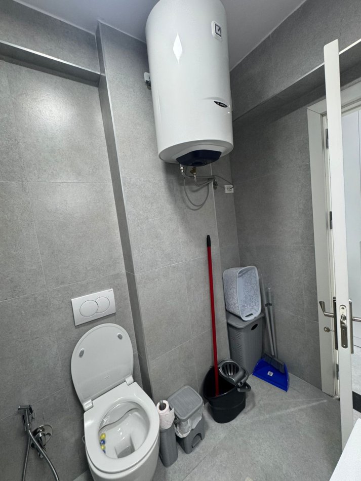 Tirane, jepet me qera apartament 2+1 Kati 5, 90 m² 500 € (shkoze)