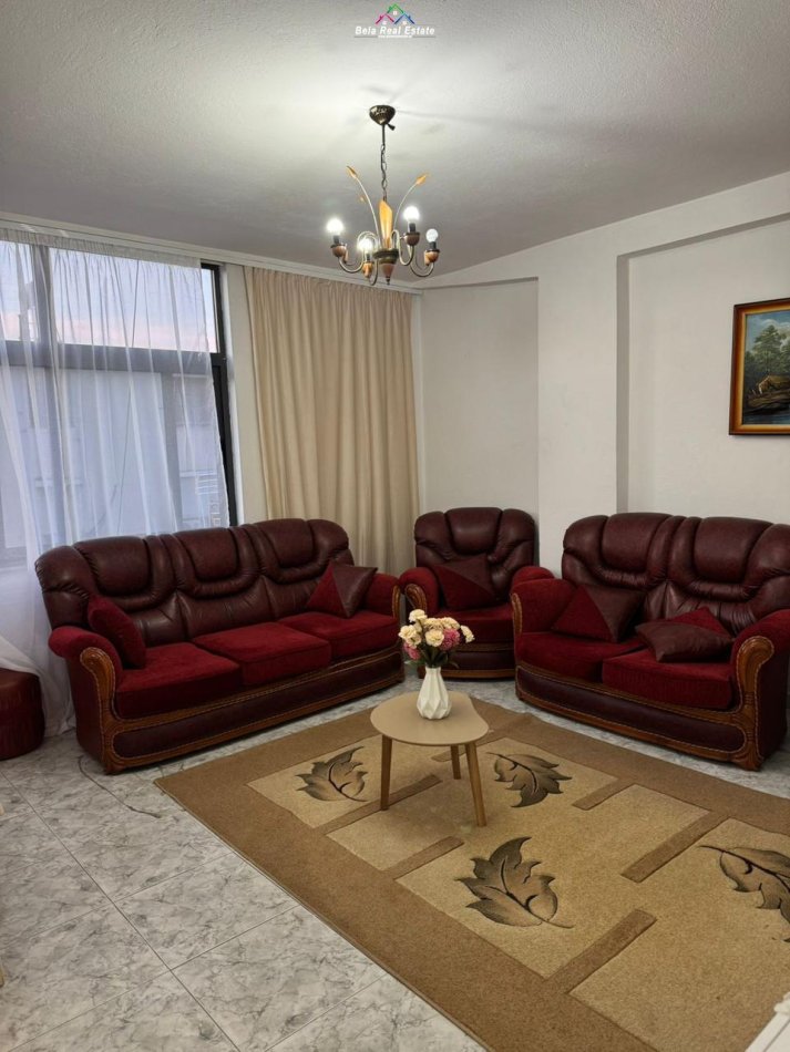 Tirane, jap me qera apartament 2+1 Kati 3, 95 m² 600 € (ish restorant durres)