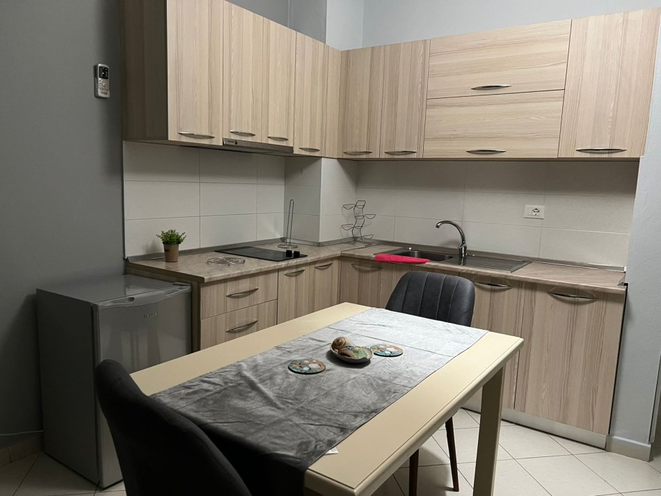 Vlore, shitet apartament , 50 m² 125.000 € (Uji i Ftohte)