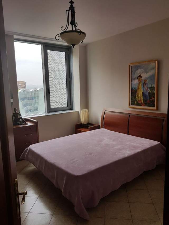 Tirane, shitet apartament 2+1+A+BLK Kati 10, 320.000 Euro (Rruga Puntoret e Rilindjes)