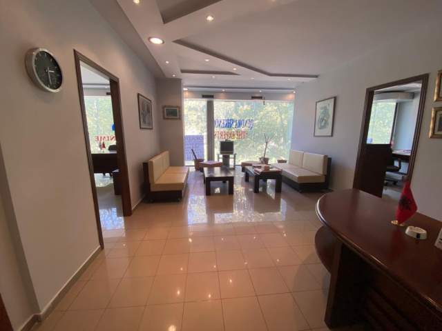 Tirane, shitet zyre Kati 2, 106 m² 318.000 Euro (ish-ekspozita,Tirane)