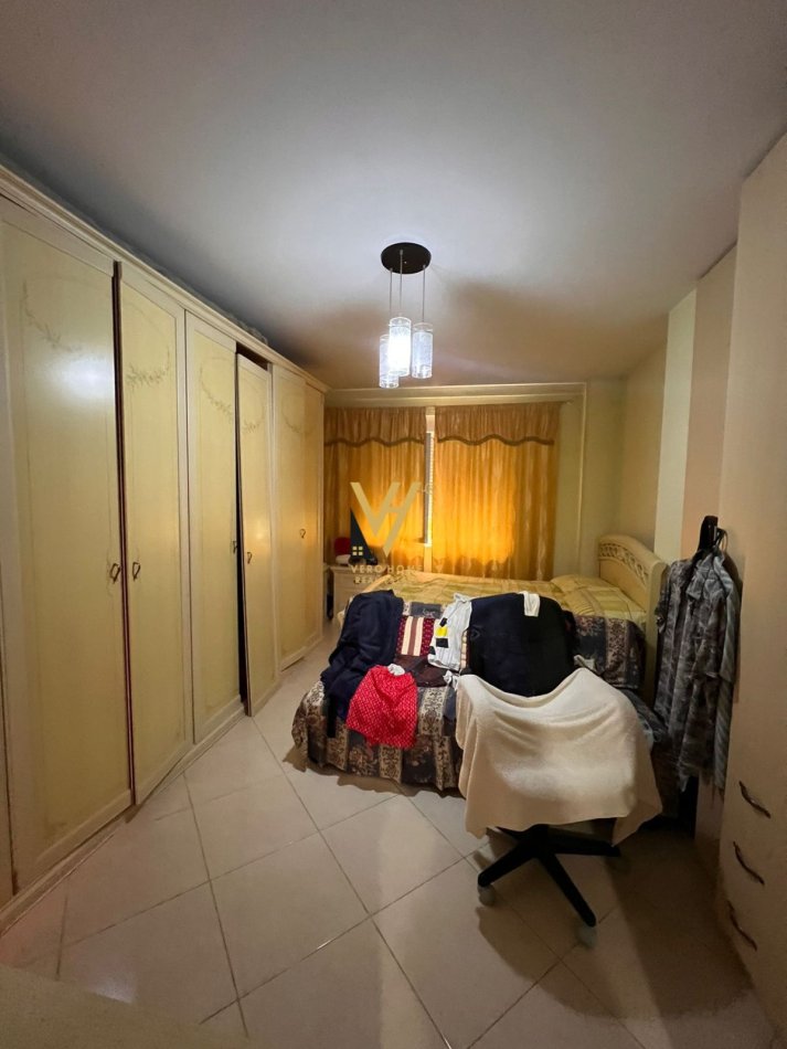 Tirane, shitet apartament 2+1+Ballkon Kati 3, 115 m² 195.000 € (LIQENI I THATE)